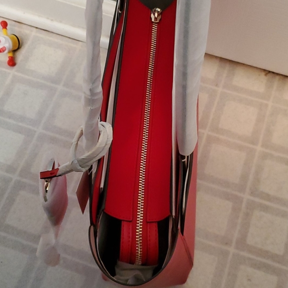 Kate Spade Magnolia Street tote - Picture 6 of 12